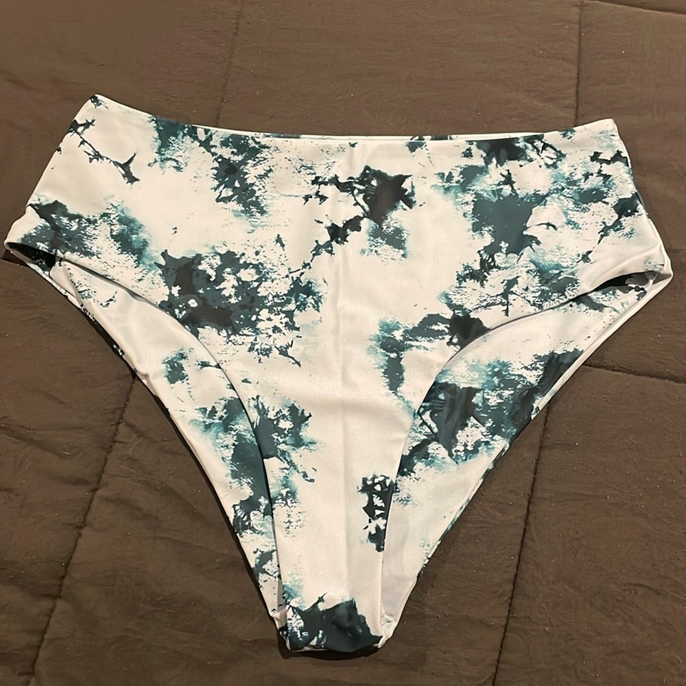 NWOT marble high waisted bikini bottom